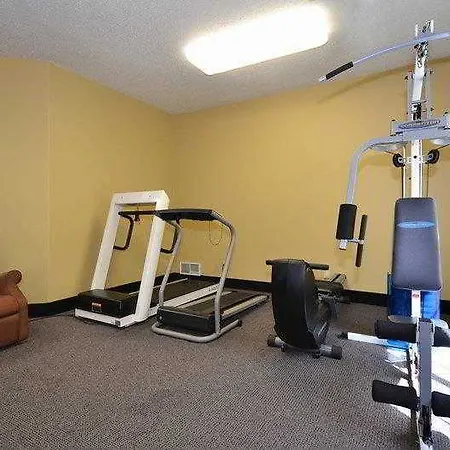 Best Western Plus Des Moines West Inn & Suites 